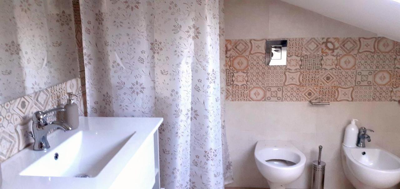 Hotel Orchidea à Montella Extérieur photo